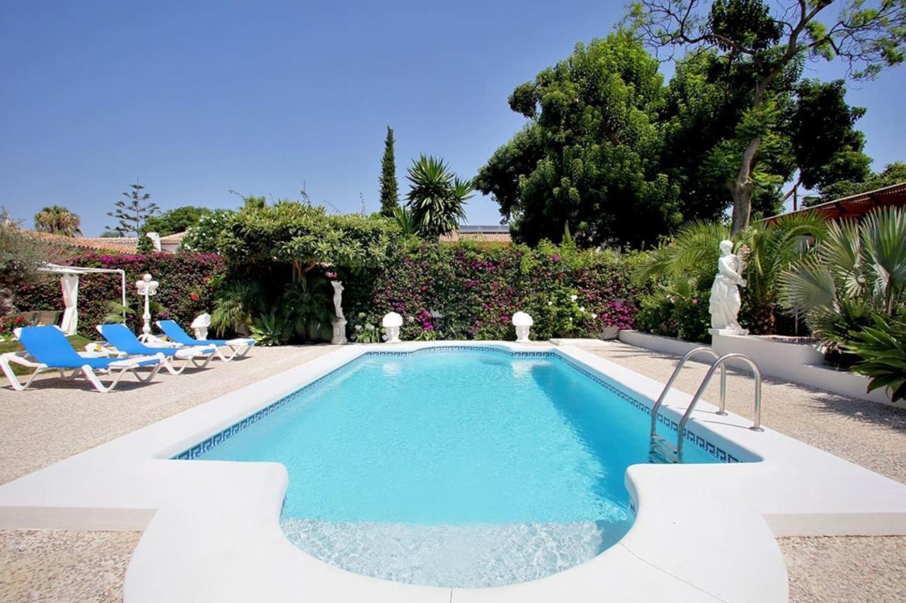 Exclusive Villa Las Palmeras Puerto Banus With Heated Private Swimming Pool, Marbella, Spain Exterior photo